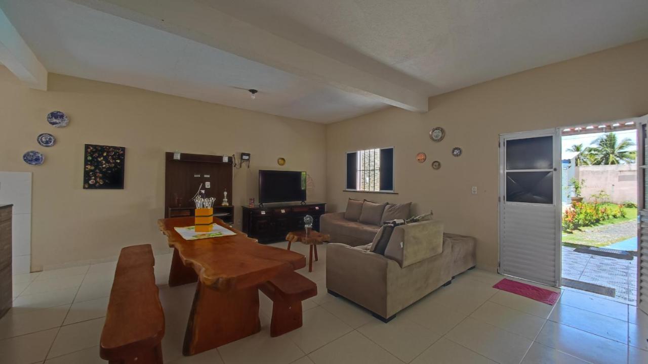 Casa Espaçosa Gramada Com Piscina Em Barra Jacuípe Camaçari